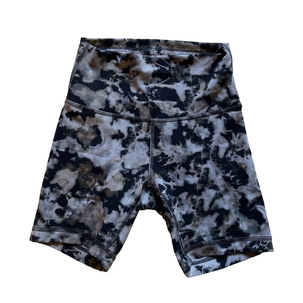 Lulu lemon biker shorts